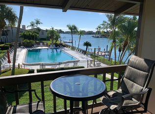 501 Plaza Seville Ct APT 4, Treasure Island, FL 33706
