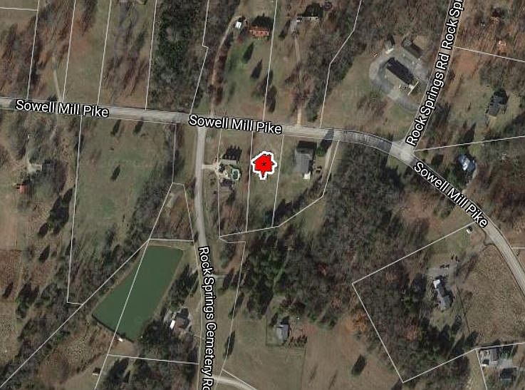 2nd image of 2440 Sowell Mill Pike
