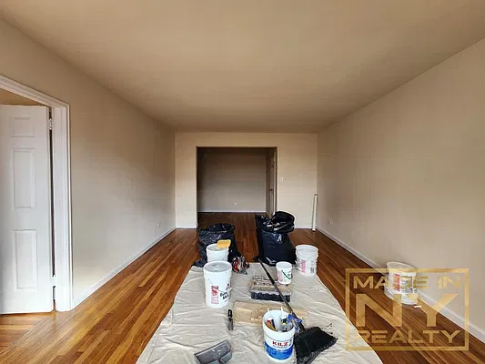 Rented by Made In NY Realty | media 6