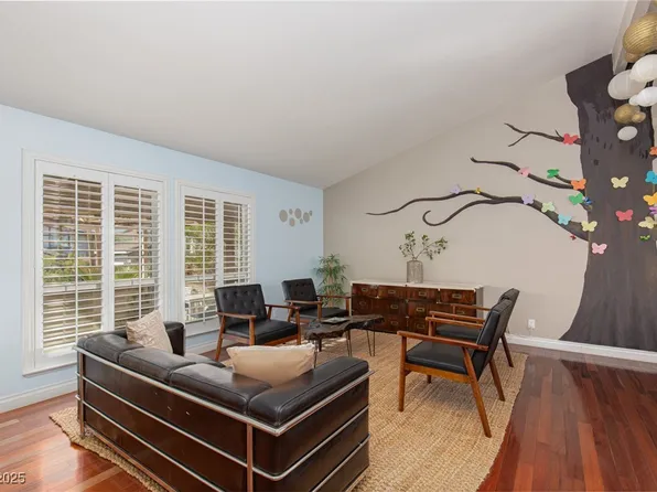 5010 Mick Pl, Las Vegas, NV 89103