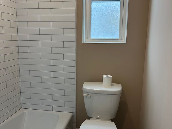 4th image of 143 Prospect Ave #5