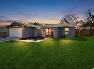 9743 Cylburn, Converse, TX 78109