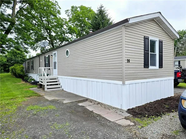 2469 State Route 444, Bloomfield, NY 14469