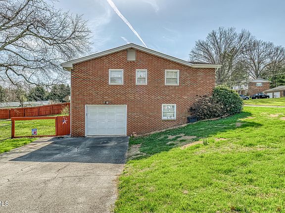 4th image of 609 Hollyhill Rd