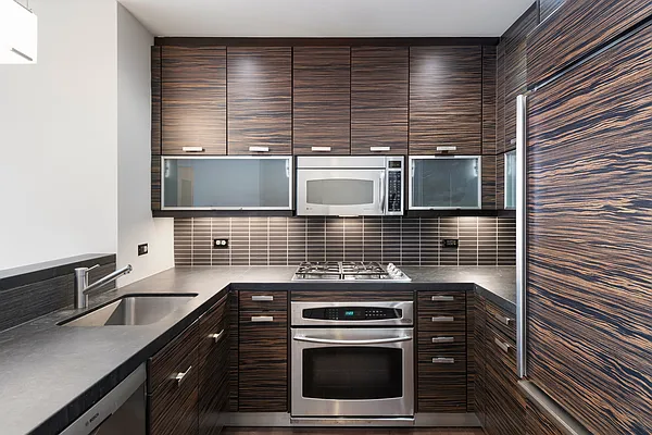 Rented by Compass | media 55