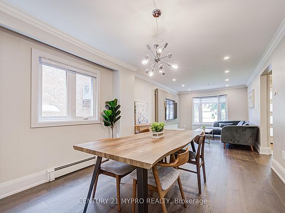 4th image of 11 Sundown Ct