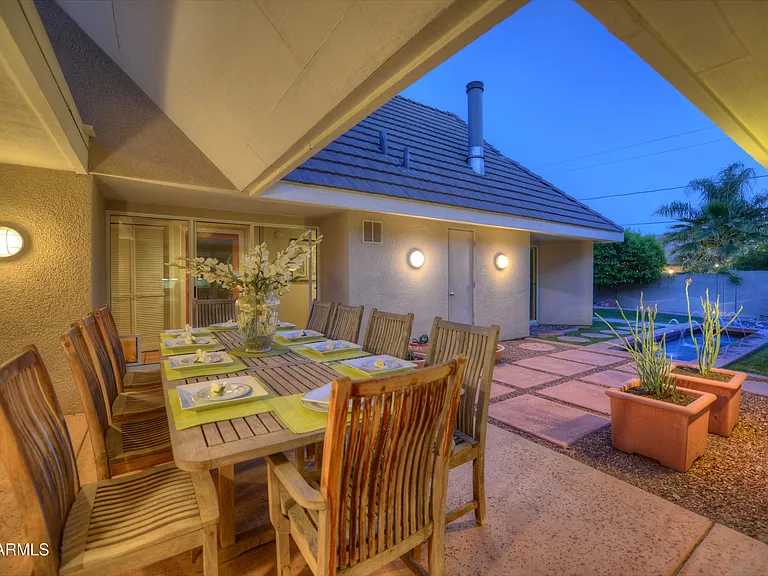 1523 W Vista Ave — Photo 19