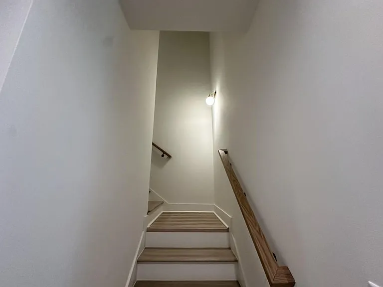 4802 Moonview Ln — Photo 32