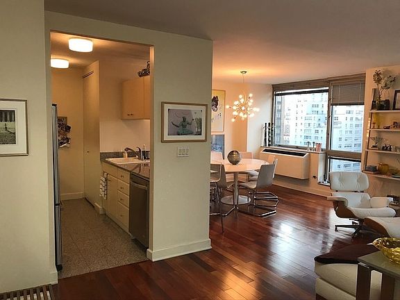4th image of 1965 Broadway APT 14G