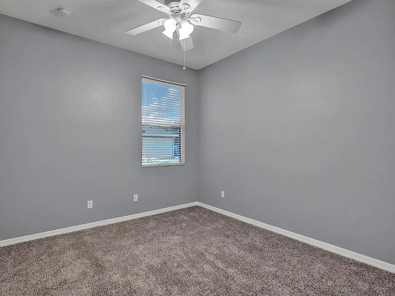 10029 Silk Grass Dr — Photo 15