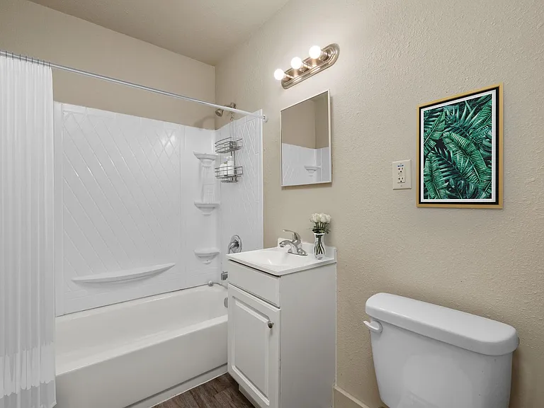 Amber Terrace Apartments — Photo 12