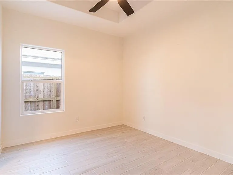 5805 Northwestern Ave #1 — Photo 12