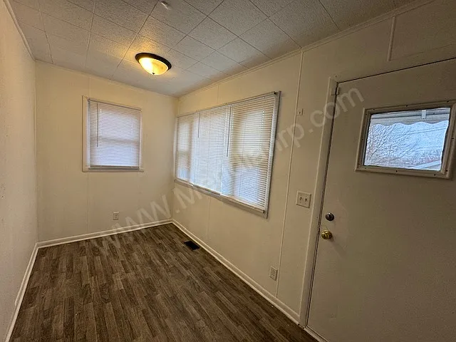 1517 Howell St — Photo 10