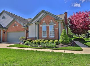 44454 Birchwood Ct, Northville, MI 48168