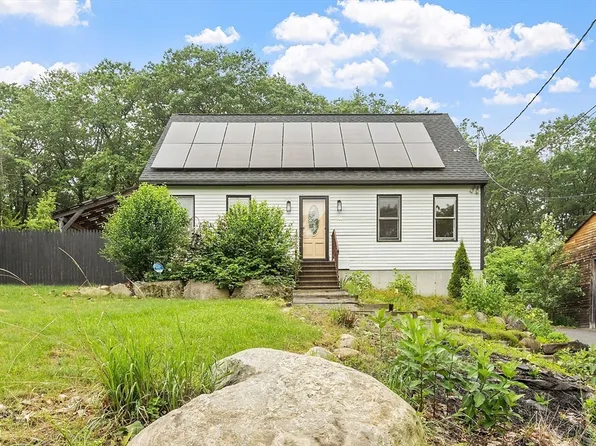 156 Barker Hill Rd, Townsend, MA 01469