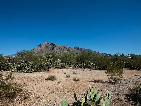 2nd image of 638 W Paseo Norteno