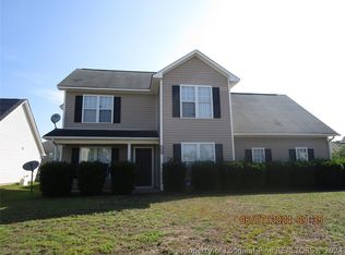1204 Chimney Swift Dr, Fayetteville, NC 28306