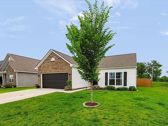 3rd image of 8240 Ambrosia Ln