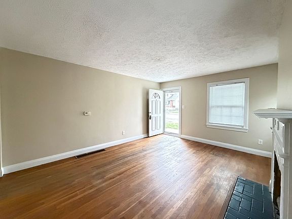 4th image of 825 Parkway Dr