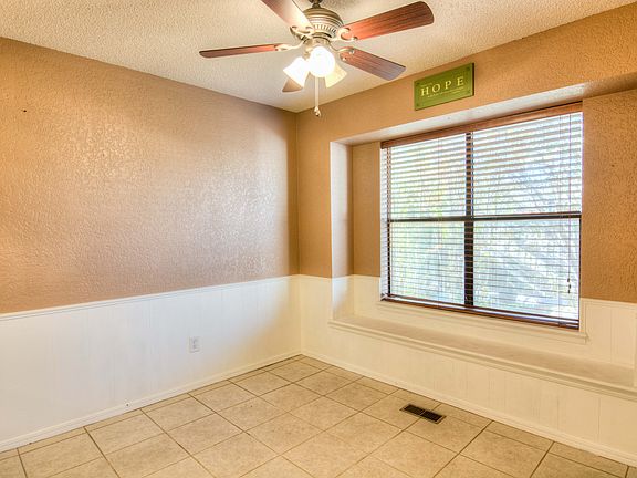 5th image of 10113 Albert Ln