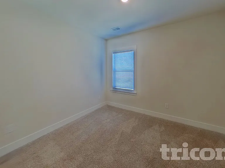 308 Allenby Ln — Photo 13