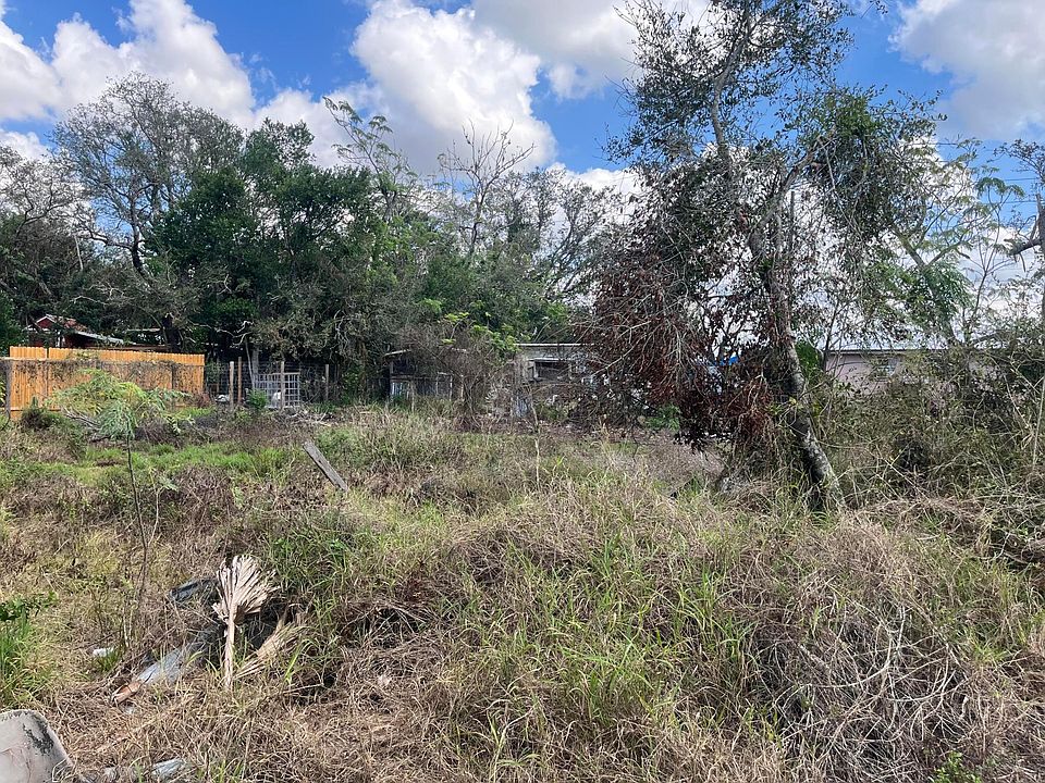 1st image of 3608 Smithtown Road