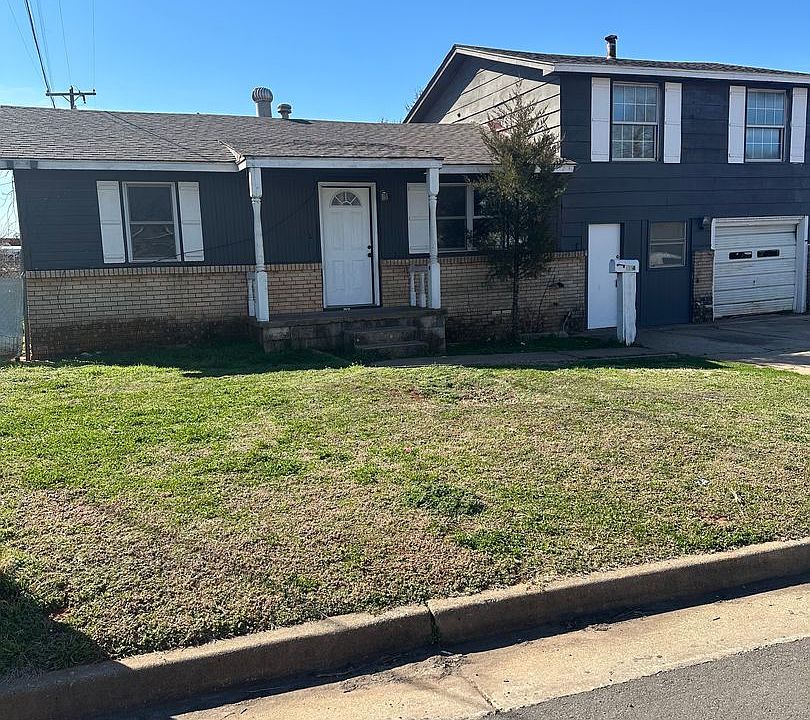 1st image of 904 SE 34th St
