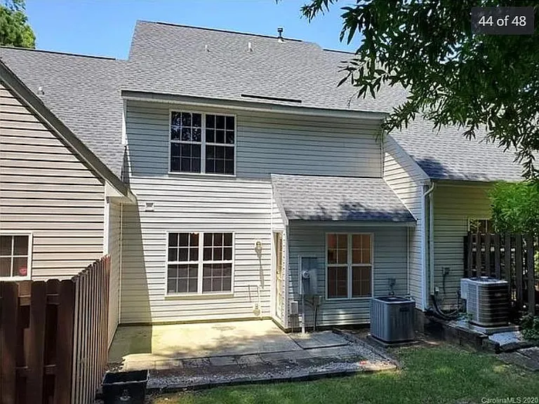 9906 Birch Knoll Ct — Photo 38