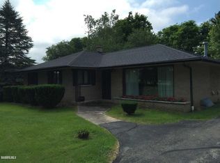 2229 Chicago Ave, Savanna, IL 61074