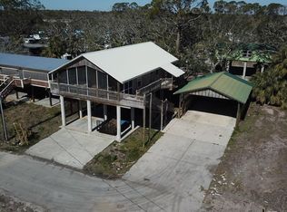 71 3rd Ave E, Horseshoe Beach, FL 32648