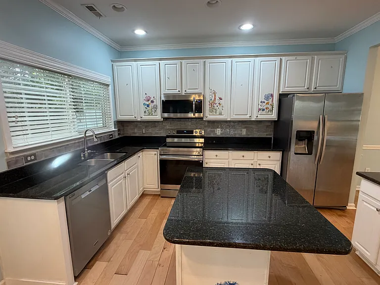 142 Hilda Grace Ln — Photo 5