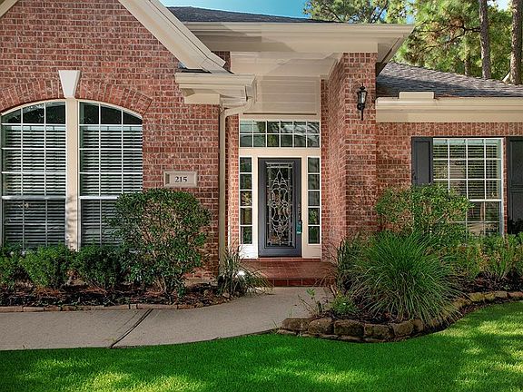 North/South orientation keeps your home cool in the summer and warm in the winter...