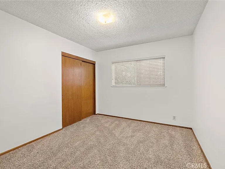 509 California Dr — Photo 18