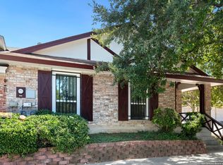 5222 E Rolling Ridge Dr, San Antonio, TX 78228