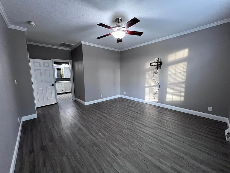 20552 State Highway 210 — Photo 21