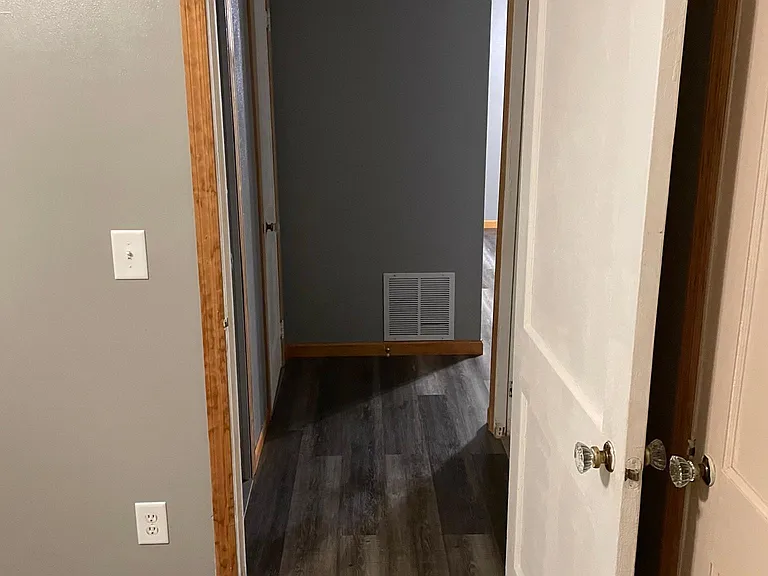 3417 Richard St — Photo 2