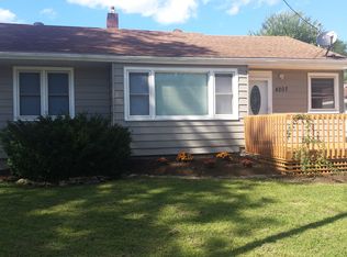 4207 Douglas Ave, Des Moines, IA 50310