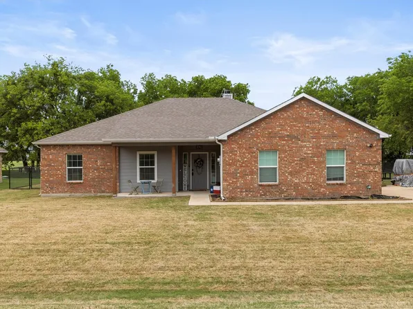 429 Collin St, Nevada, TX 75173