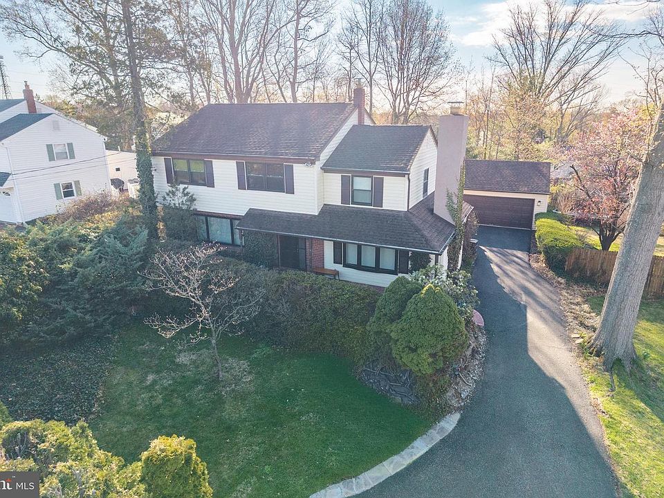1st image of 3012 Meredith Ln