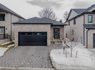 7966 Fallon Dr #18, Lucan Biddulph, ON N0M1V0