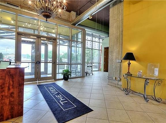 4th image of 600 E Admiral 1003 Blvd