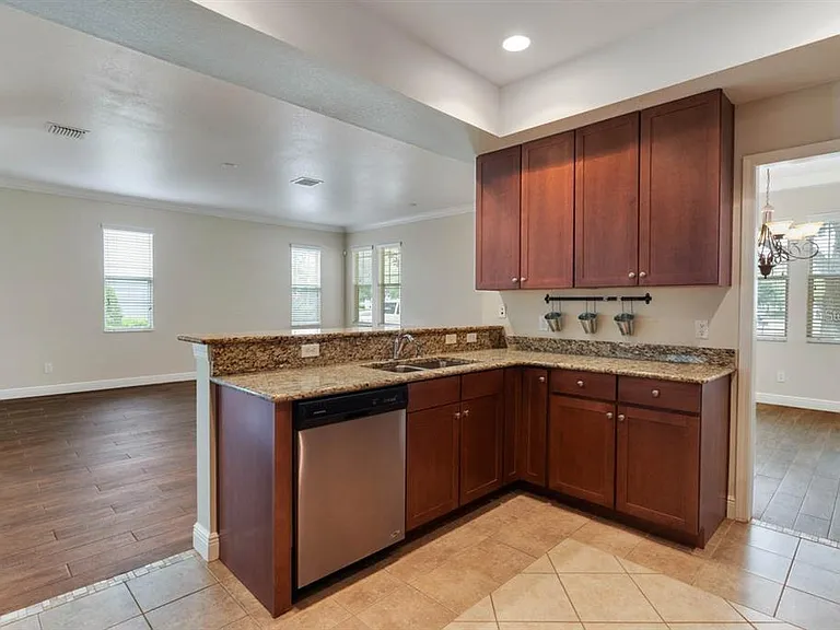 16126 Bridgecrossing Dr — Photo 4