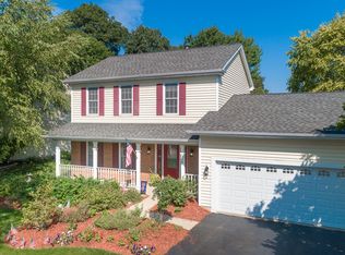 336 Adare Dr, Cary, IL 60013