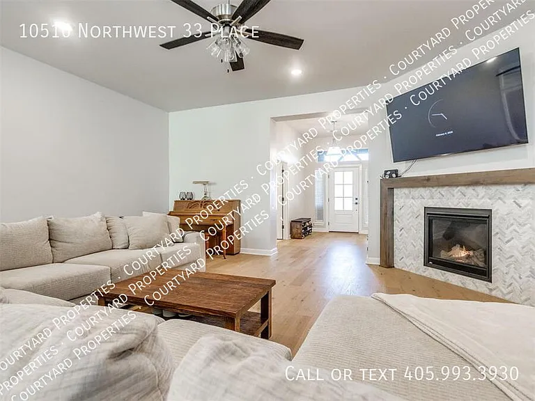 10516 NW 33rd Pl — Photo 29
