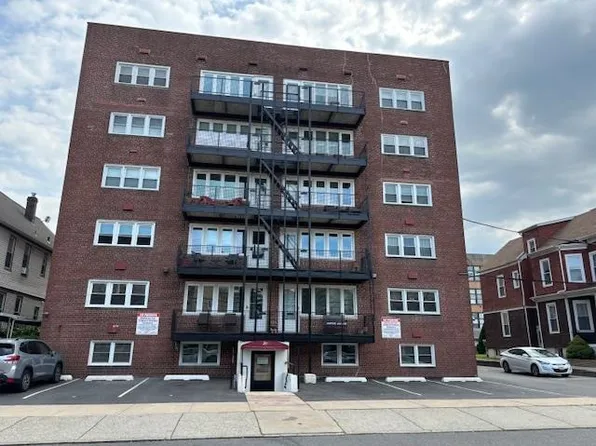70 W 32nd St APT 3F, Bayonne, NJ 07002