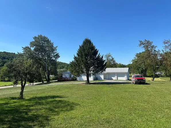 10101 Patterson Creek Rd, Burlington, WV 26710