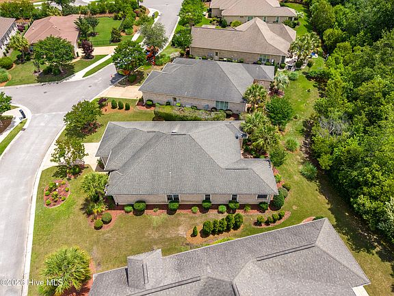 5th image of 2279 Oak Pine Court NE
