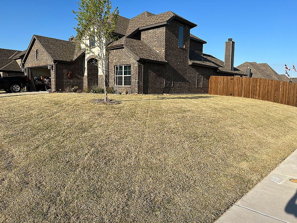 1st image of 1760 Overland Dr