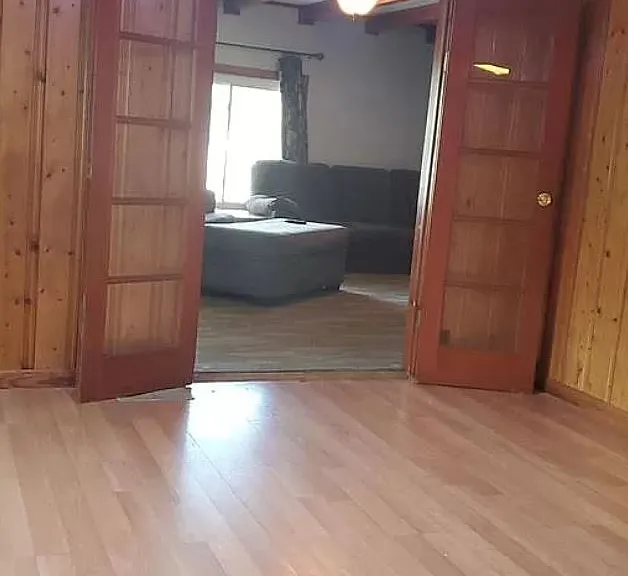 615 S Spruce St — Photo 2
