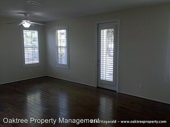 2nd image of 826 Fitzgerald Ave